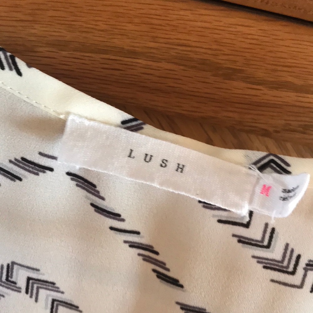 Lush Patterned Tank - Picture 2 of 4